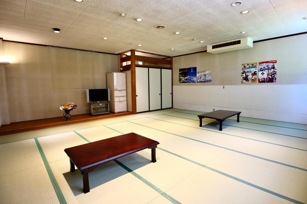 Hakuba Park Hotel Екстер'єр фото